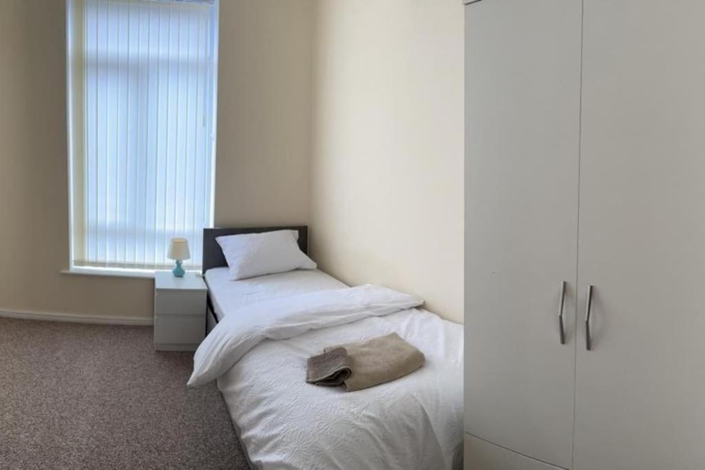 Rooms 7 Minutes From Etihad แมนเชสเตอร์ ภายนอก รูปภาพ